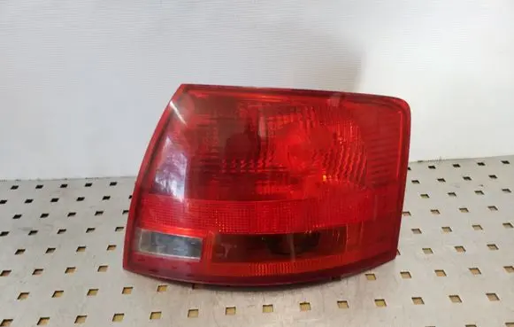 Audi A4 S4 B7 8E 8H Rear/tail lights 8E9945096E