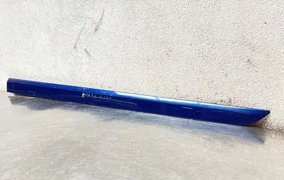 Opel Astra H Front door trim (molding) 24461096