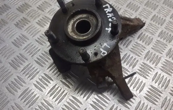 Hyundai Trajet Front wheel hub spindle knuckle