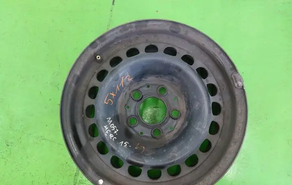 Mercedes-Benz C W203 R15 steel rim 210400202