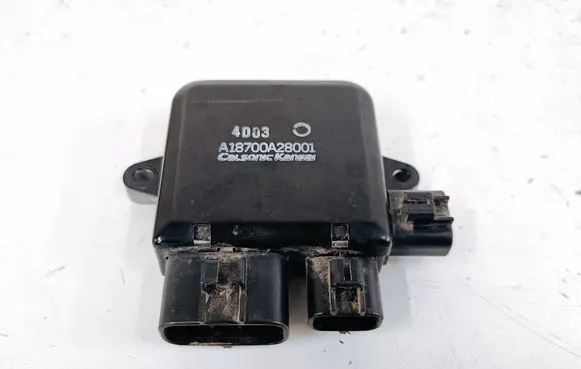 Nissan Leaf I (ZE0) Coolant fan relay A18700A28001