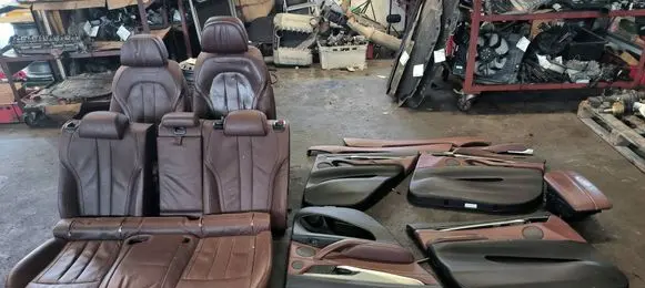 BMW X6 F16 Seat set 