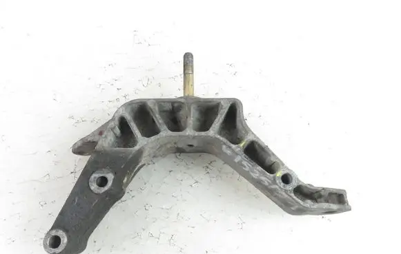 Volkswagen Golf III Gearbox mounting bracket 