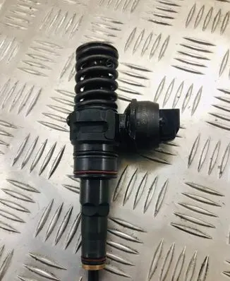 Ford Galaxy Fuel injector 038130073 0414720038