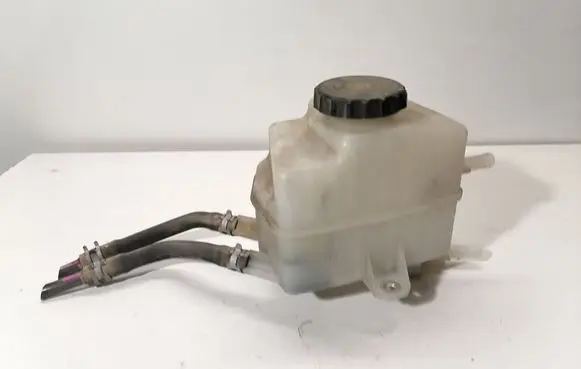 Brake fluid reservoir