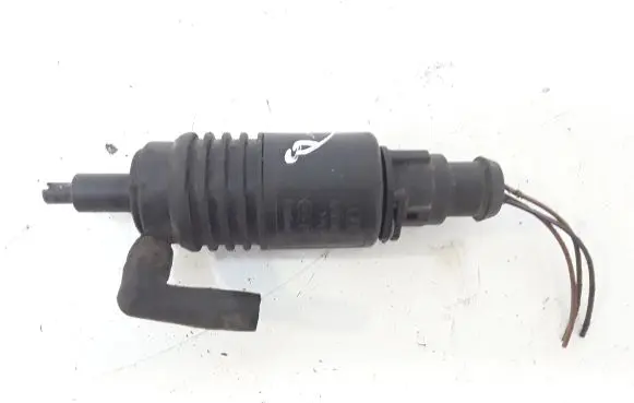 Audi A6 S6 C4 4A Windscreen/windshield washer pump 4A0955651
