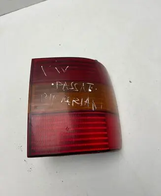 Volkswagen PASSAT B4 Rear/tail lights 3A9945257