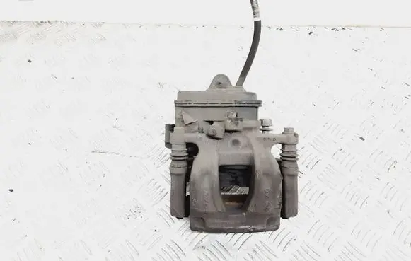 Audi Q7 4M Rear brake caliper