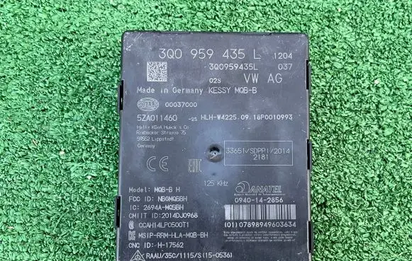 Volkswagen Golf VII Other control units/modules 3Q0959435L