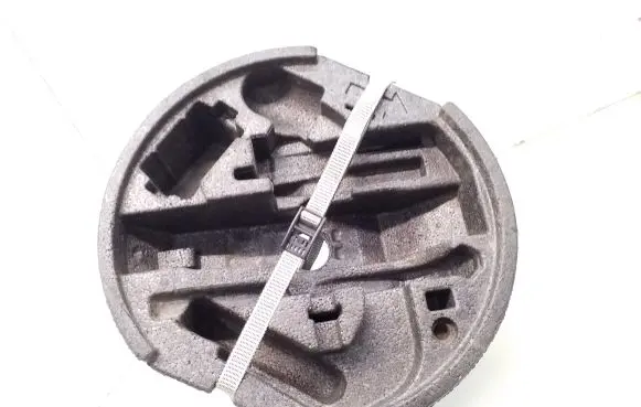 Skoda Octavia Mk2 (1Z) Tool box 1Z0012115