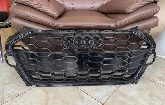 Audi A4 S4 B9 8W Front bumper upper radiator grill 8W0853651DT 8W0853651EB 8W0853651DTT94