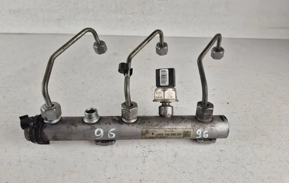 Fuel main line pipe