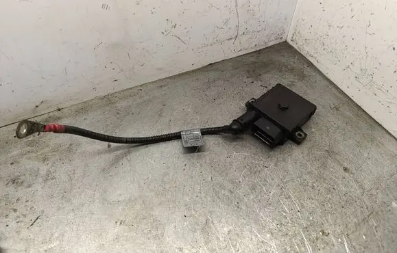 BMW X3 E83 Glow plug pre-heat relay 780120102
