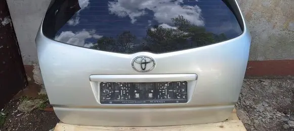 Toyota Corolla Verso AR10 Tailgate/trunk/boot lid