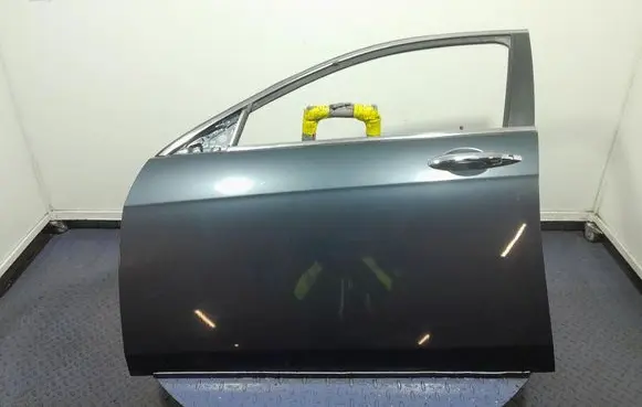 Honda Accord Front door 