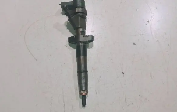 Renault Espace IV Fuel injector 0445110084 8200084534