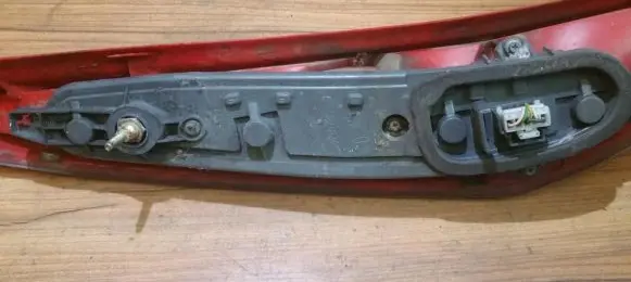 Fiat Punto (188) Tail light bulb cover holder 286222