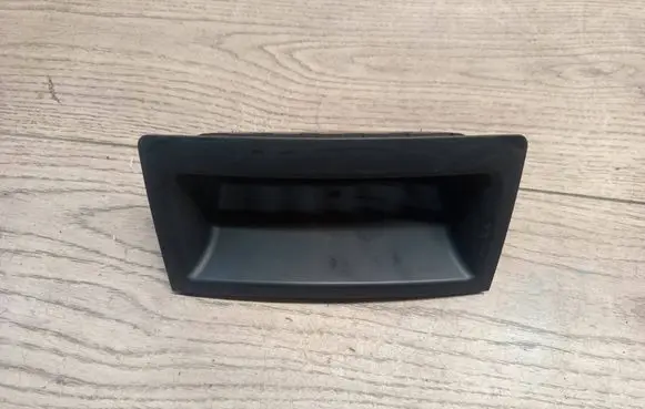 BMW 5 E60 E61 Dashboard storage box/compartment 7059955 314210100