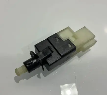 Mercedes-Benz E W211 Brake pedal sensor switch
