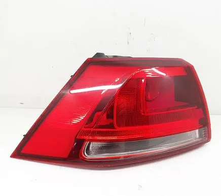 Volkswagen Golf VII Rear/tail lights 5G0945095M