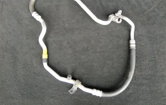 Mazda CX-5 Air conditioning (A/C) pipe/hose