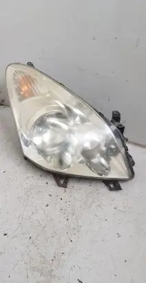 Toyota Corolla Verso E121 Headlight/headlamp 7105