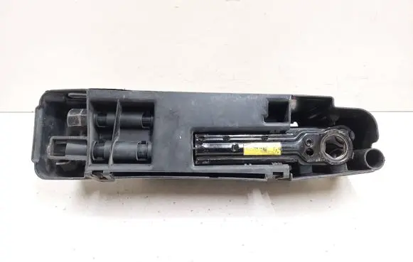 Renault Espace - Grand espace IV Tool set 8200127794 8200049294B