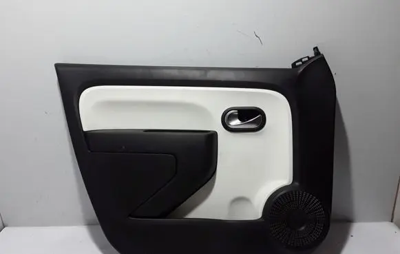 Renault Twingo III Front door card panel trim 809012648R
