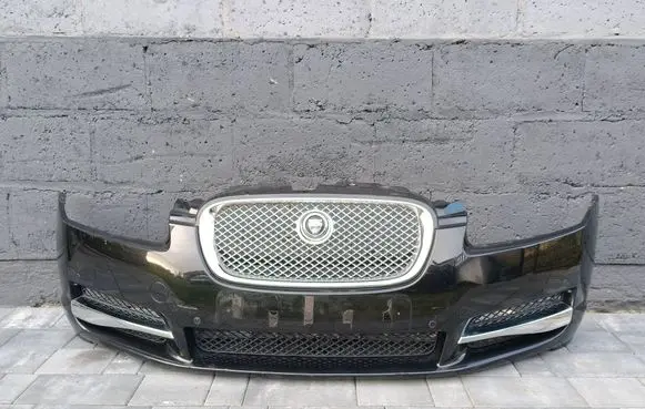 Jaguar XF X250 Front bumper 