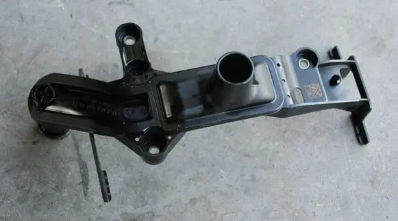 Mercedes-Benz E W212 Oil sump strainer pipe A6511801451