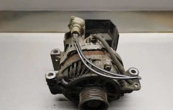 Mazda 6 Generator/alternator A3TG0091