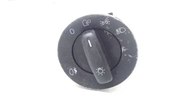 Volkswagen Golf V Light switch 1K0941431