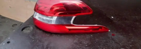 Peugeot 308 Rear/tail lights 9678093880