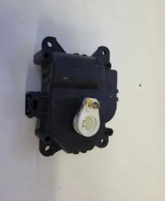 Toyota Verso A/C air flow flap actuator/motor 1138003530