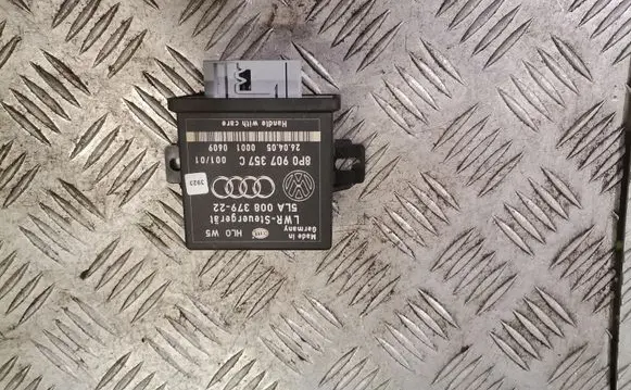 Audi A6 S6 C6 4F Light module LCM 5la00837922