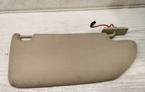 Volvo V70 Sun visor