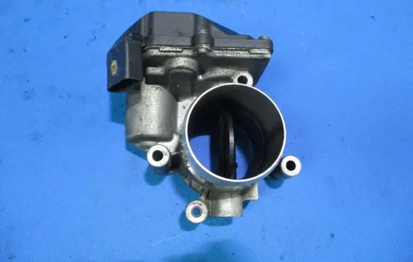 Skoda Superb B6 (3T) Throttle valve 03L128063E