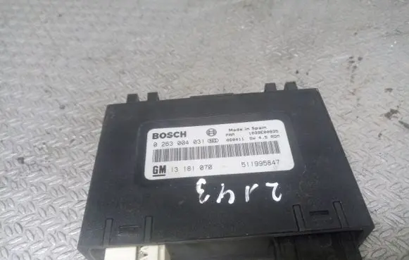 Opel Zafira B Parking PDC control unit/module 13181070 0263004031