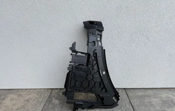 Porsche Cayenne (9Y0 9Y3) Air intake duct part 9Y0807958C