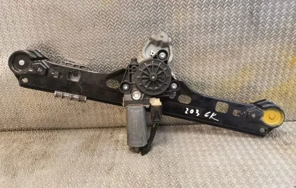 Mercedes-Benz C W203 Rear door window regulator with motor 2038202942