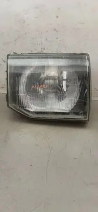 Mitsubishi Pajero Headlight/headlamp 11037747 020340 010343