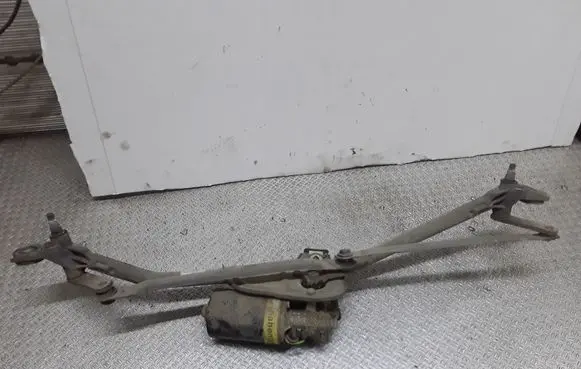 Audi A4 S4 B5 8D Front wiper linkage and motor 8D1955023