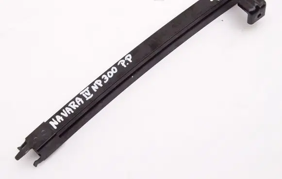 Nissan Navara D23 Door glass rail 