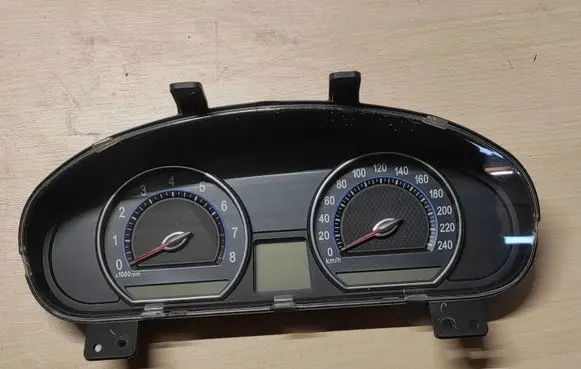 KIA Magentis Speedometer (instrument cluster) 940032G27