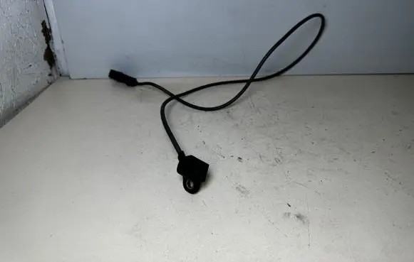 Volkswagen PASSAT B5.5 Camshaft position sensor 038906433A 038906433 ABE038906433A