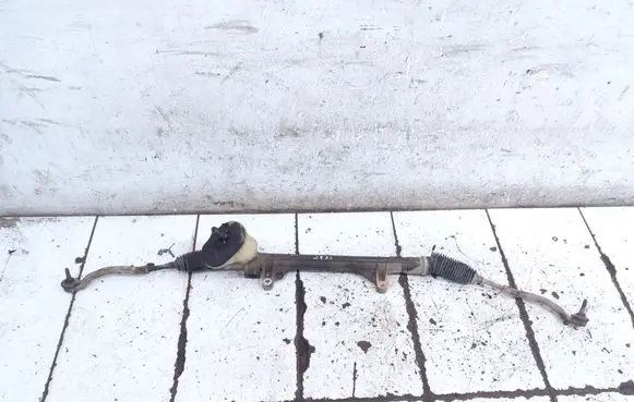 Renault Megane II Steering rack 7955501009