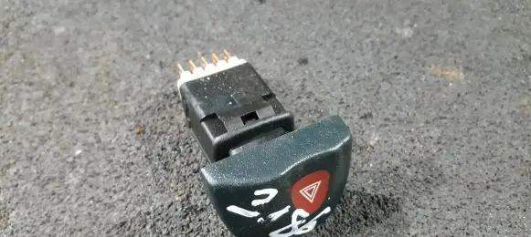 Renault Megane I Hazard light switch