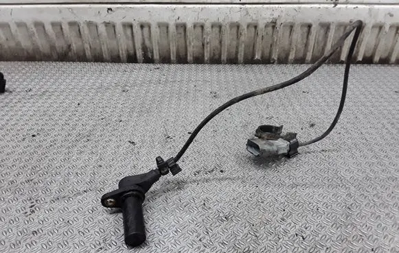 Volkswagen Golf IV Crankshaft position sensor