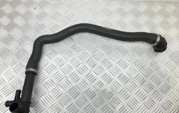 Volkswagen PASSAT B8 Engine coolant pipe/hose 5Q0122051BK 5Q0121619D 5Q0122291AT