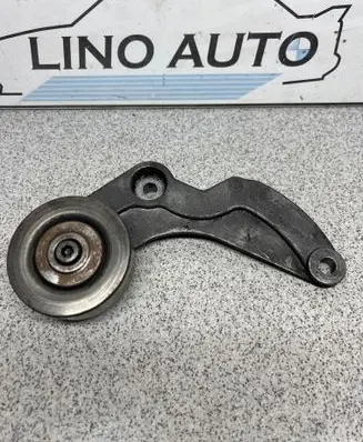 BMW 5 E39 Generator/alternator bracket 2248561